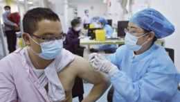 Ázia je v kríze, vakcín má málo, varujú Červený kríž a polmesiac