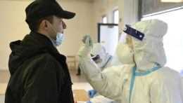 Koronavírusu na Slovensku podľahlo ďalších 65 ľudí
