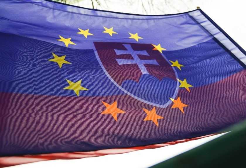 Slováci si uvedomujú, že členstvo v Európskej únii im prináša nové príležitosti