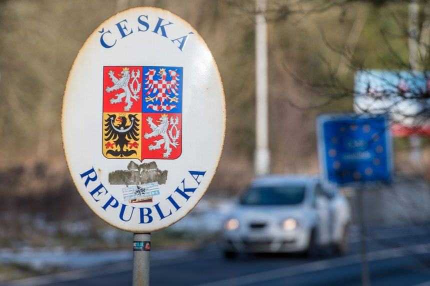 Do Česka sa dá oddnes cestovať na 24 hodín bez akýchkoľvek obmedzení