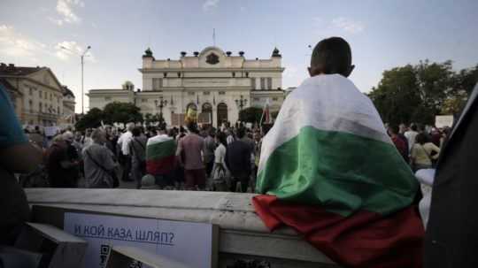 Bulharský prezident rozpustil parlament, otvoril tak cestu novým voľbám