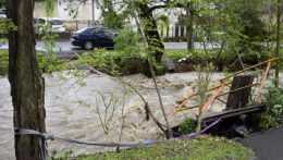 Tretí stupeň povodňovej aktivity vyhlásila obec Brehy v Žarnovickom okrese