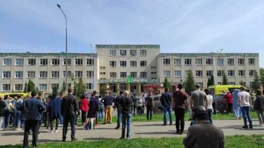 V ruskej škole sa strieľalo, hlásia viacero mŕtvych vrátane detí