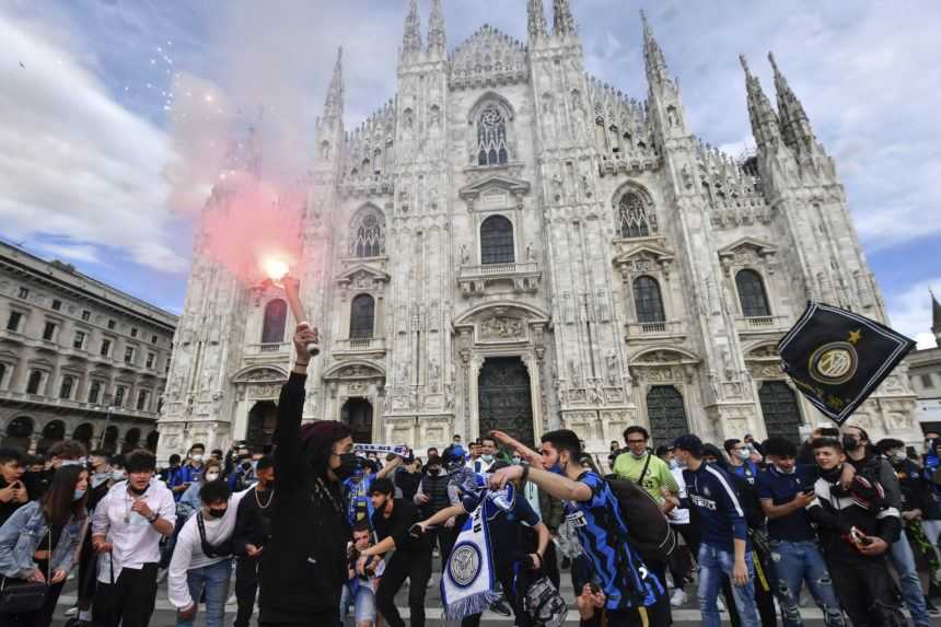 Inter ukončil hegemóniu Juventusu, Škriniar sa teší z titulu