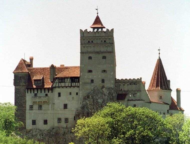 Na hrade známom vďaka Drakulovi dostanú turisti vakcínu proti koronavírusu