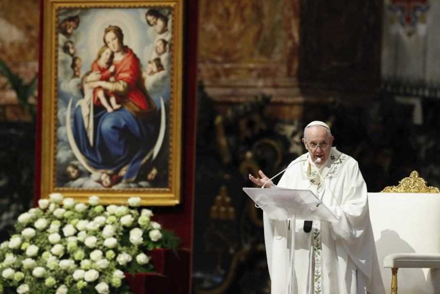 Pápež František vyzval na ukončenie bojov v pásme Gazy a Mjanmarsku
