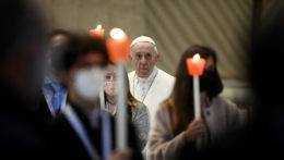 Pápež vyzval na ukončenie násilia v Jeruzaleme