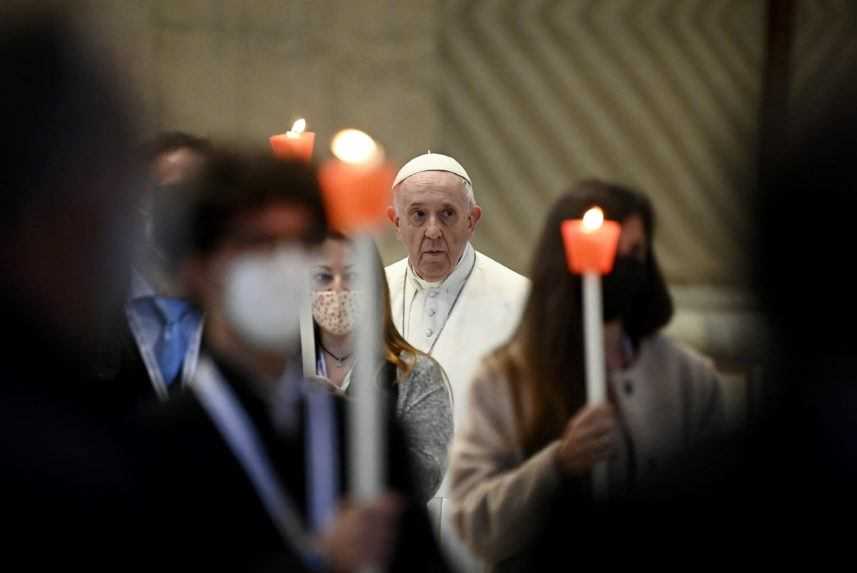 Pápež vyzval na ukončenie násilia v Jeruzaleme