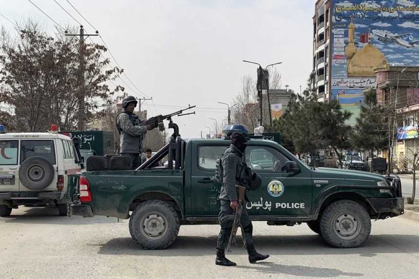 Taliban potlačil afganské vojská a prevzal kontrolu na okraji Kábulu