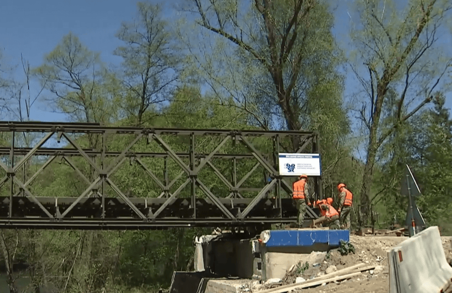 Dočasný most medzi Kysakom a Veľkou Lodinou demontujú, slúžil štyri mesiace