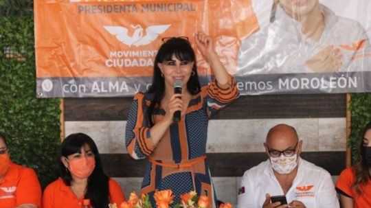 V Mexiku zavraždili kandidátku na starostku. Priamo počas volebného mítingu