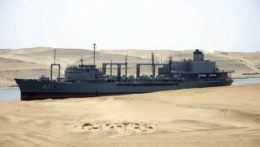 Najväčšia loď iránskeho vojenského námorníctva sa po požiari potopila
