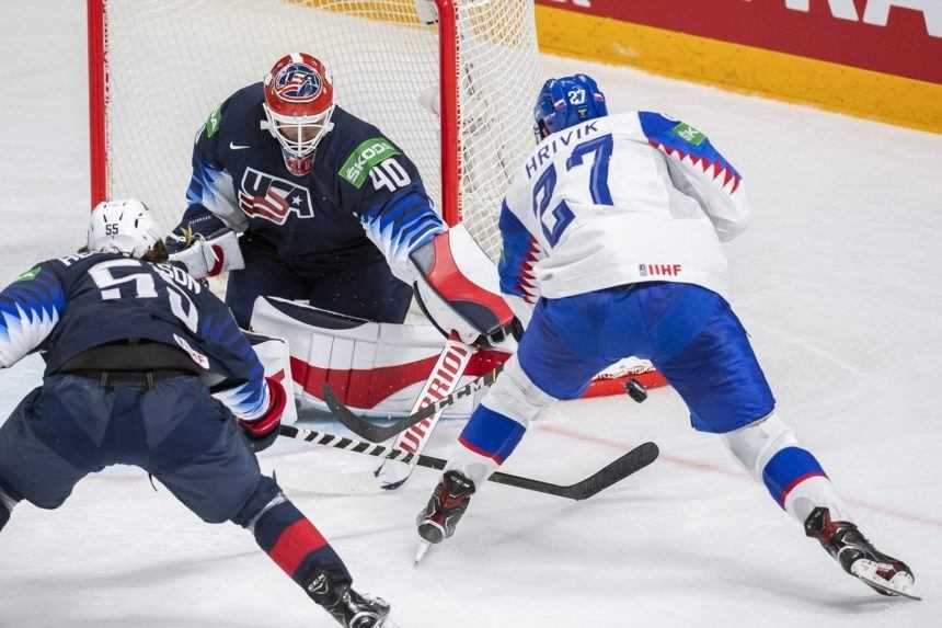 MS v hokeji: Slovensko si o medaily nezahrá. Vo štvrťfinále podľahlo USA