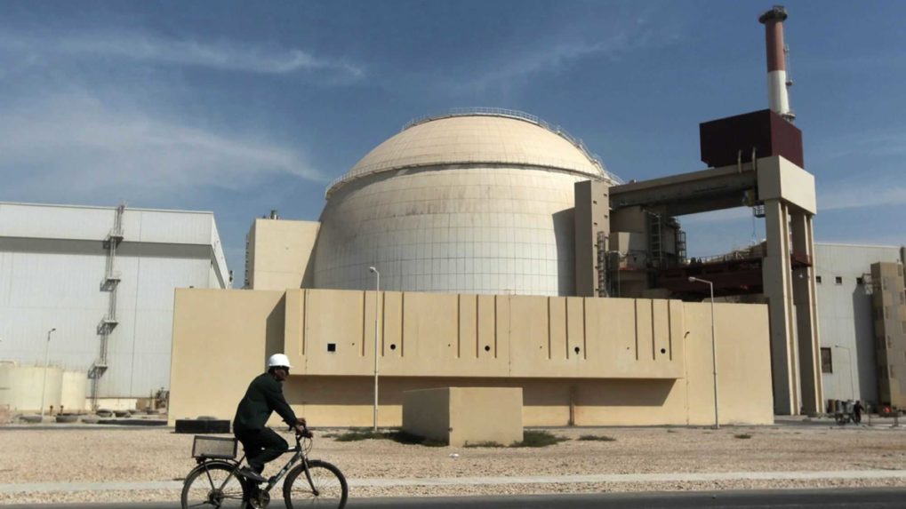 Jedinú iránsku jadrovú elektráreň na niekoľko dní pre poruchu odstavili