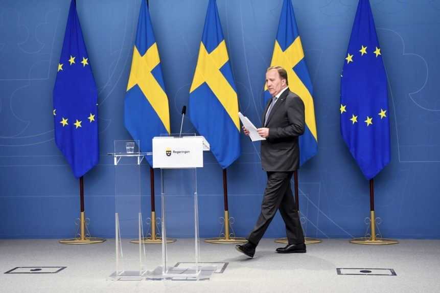 Švédsky premiér Löfven oznámil rezignáciu, predčasné voľby odmieta