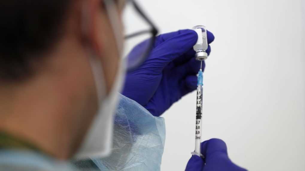 Epidemiologička z WHO varuje: Len očkovanie posilňujúcimi dávkami pandémiu neporazí