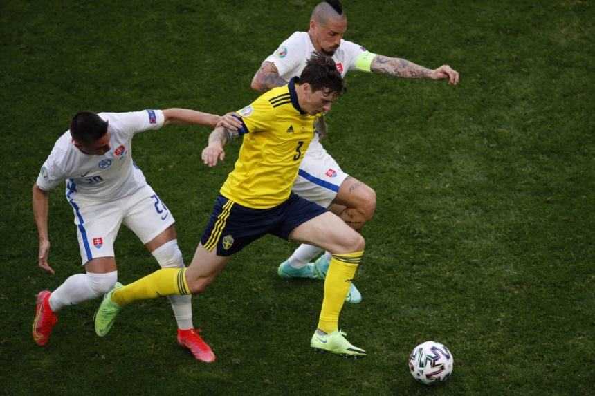 ME vo futbale: Slovensko podľahlo Švédsku 0:1, zápas rozhodla penalta