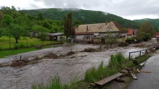 Na snímke zatopená obed Rudno nad Hronom v okrese Žarnovica.