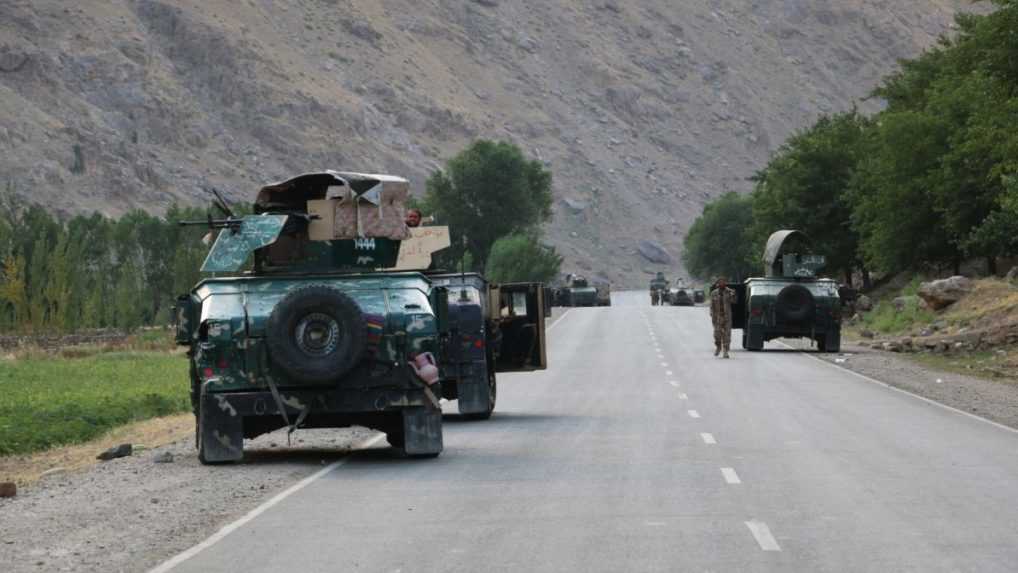 Taliban po odchode amerických vojakov pokračuje v ťažení. Armáda je pred kolapsom