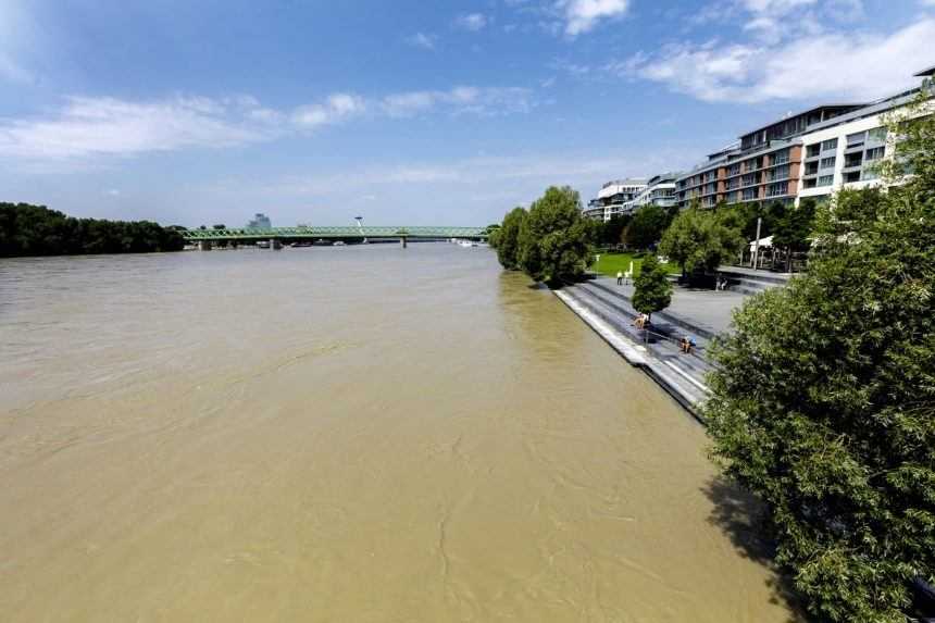 Nedávne zrážky v Nemecku a Rakúsku nemajú vplyv na hladinu Dunaja, tvrdí SHMÚ