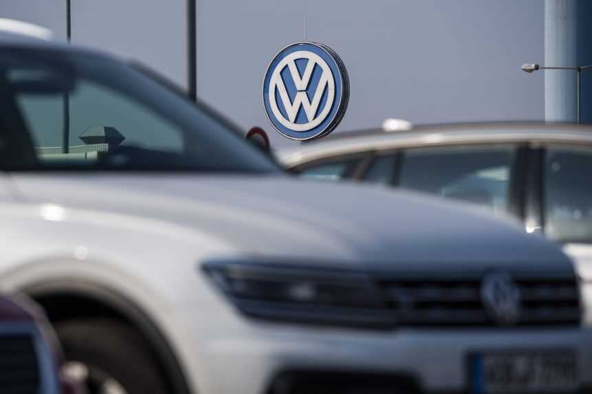 Automobilkám na Slovensku chýbajú diely, Volkswagen musel pozastaviť výrobu