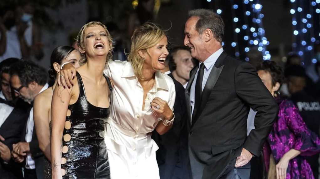 Zlatú palmu na festivale v Cannes získal francúzsky film Titane