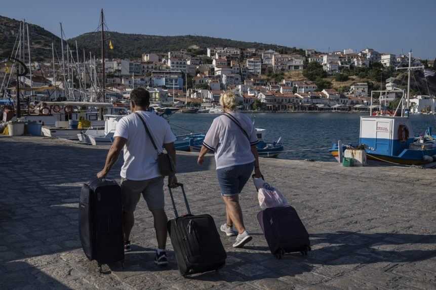 Grécko sprísnilo podmienky pre cestujúcich na ostrovy