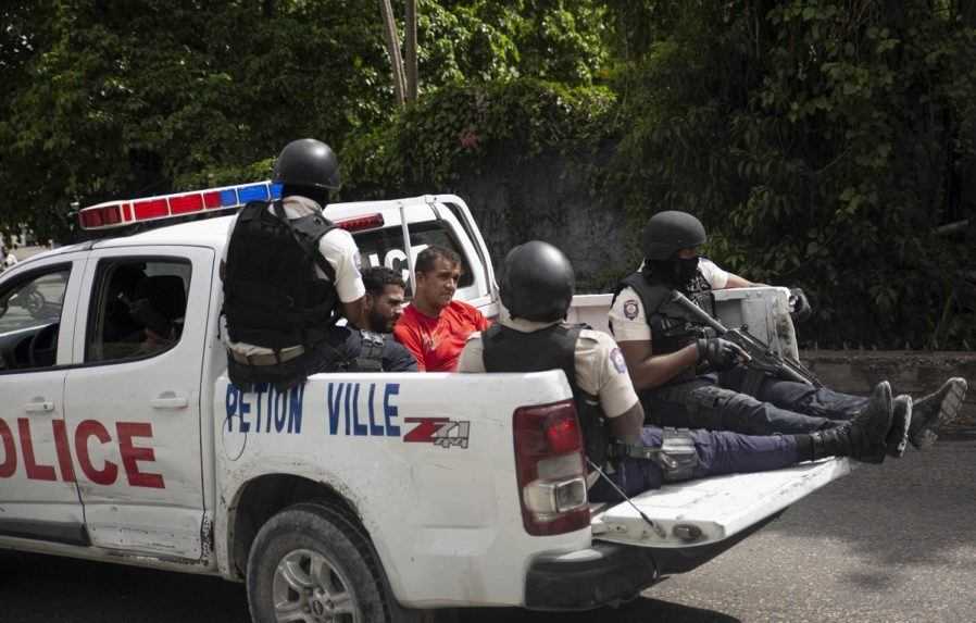 Atentát na haitského prezidenta malo zosnovať 26 Kolumbijčanov a dvaja Američania