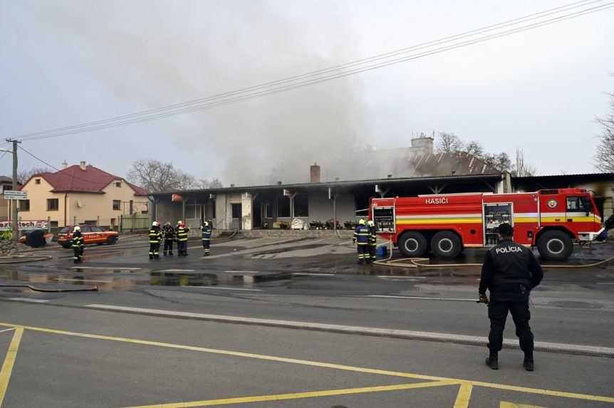 V hutníckom závode na Orave vypukol požiar, hasiči ho dostali pod kontrolu