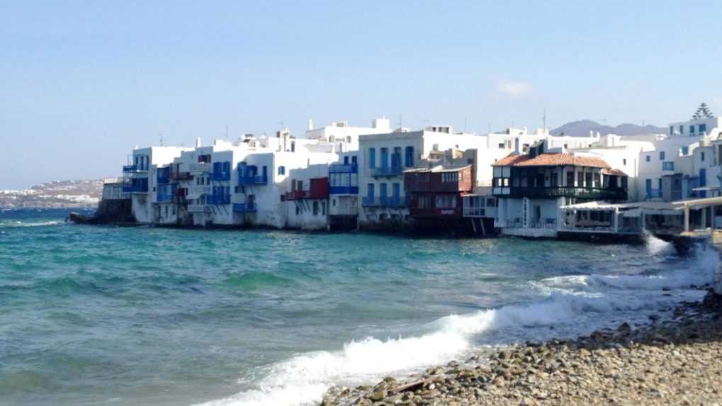 ECDC varuje pred cestovaním na niektoré z gréckych ostrovov