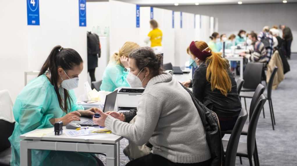 V bratislavskom veľkokapacitnom centre budú opäť očkovať aj bez pozvánky