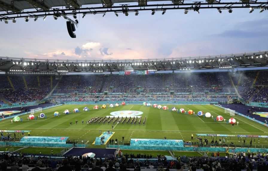 Na Olympijskom štadióne v Ríme diváci nebudú môcť sledovať finále futbalových ME