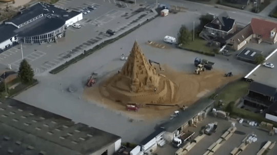 V Dánsku postavili najvyšší hrad z piesku na svete
