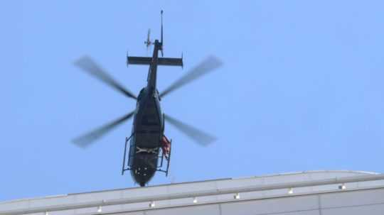 V Poľsku sa zrútil vrtuľník, traja ľudia na palube prežili
