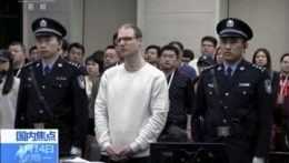 Robert Lloyd Schellenberg na čínskom súde.