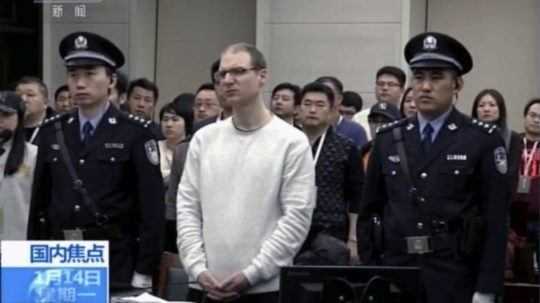Robert Lloyd Schellenberg na čínskom súde.