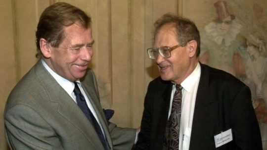 Václav Havel so Sergejom Kovaľovom.