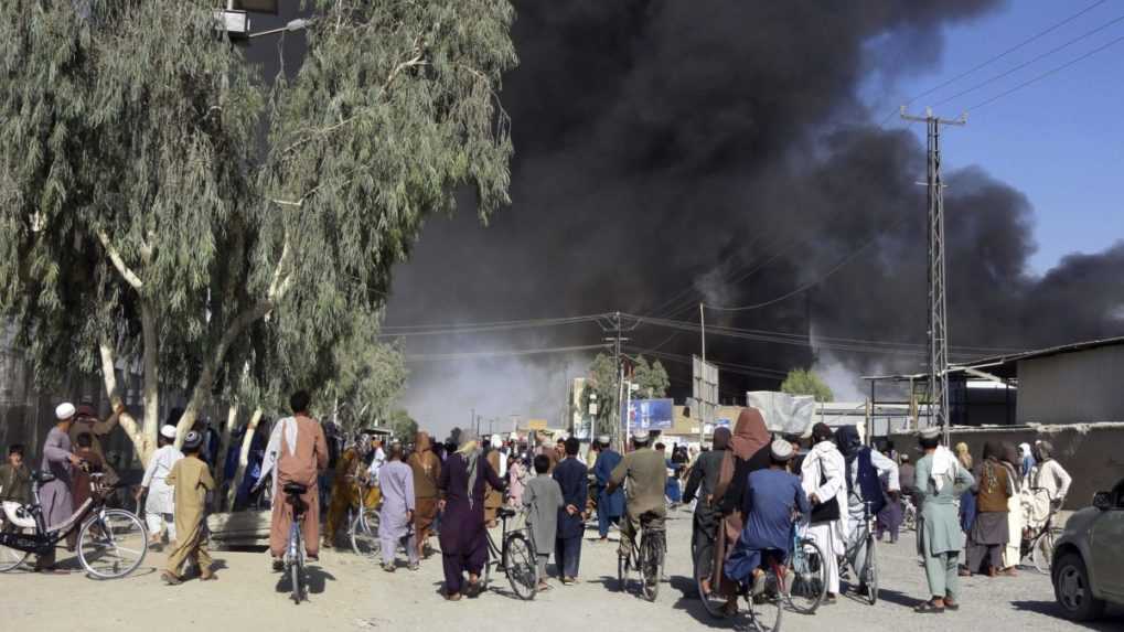 Ťaženie Talibanu naberá na obrátkach, zahraničné štáty sa obávajú pádu Kábulu