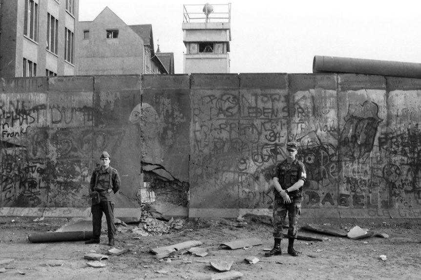 Merkelová si pripomenula všetkých, ktorí prišli o život v tieni Berlínskeho múra
