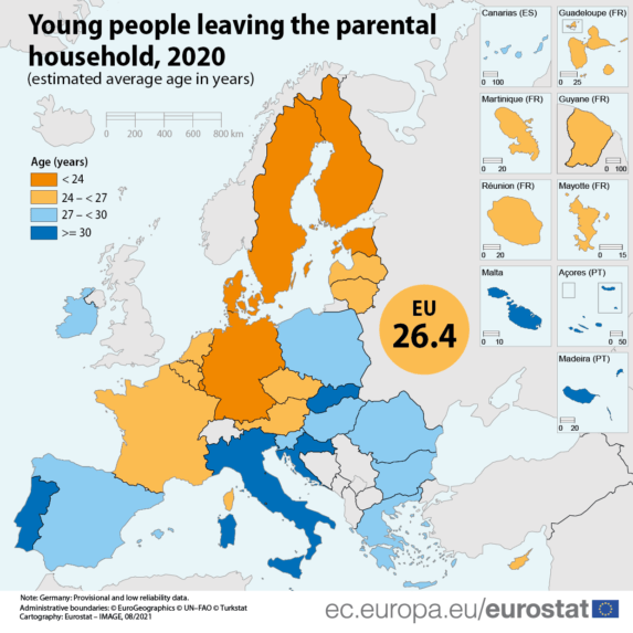 Mapa znázorňujúca, kedy sa v jednotlivých krajinách EÚ mladí sťahujú od rodičov.