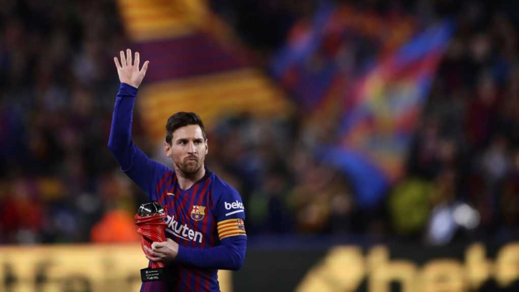 Vydražia servítku, na ktorej podpísal trinásťročný Lionel Messi svoju prvú zmluvu s Barcelonou
