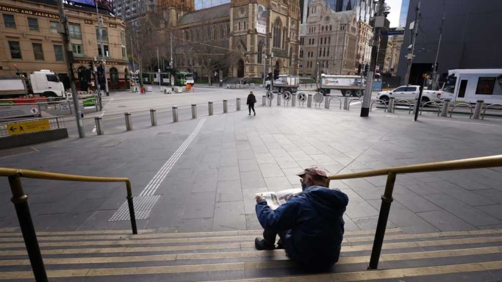 Melbourne predlžuje lockdown, nechce zažiť rovnaký scenár ako Sydney