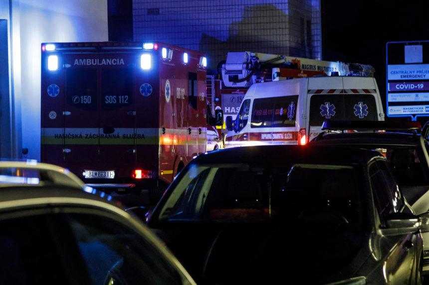 Hasiči zasahovali pri požiari v nemocnici v Bratislave