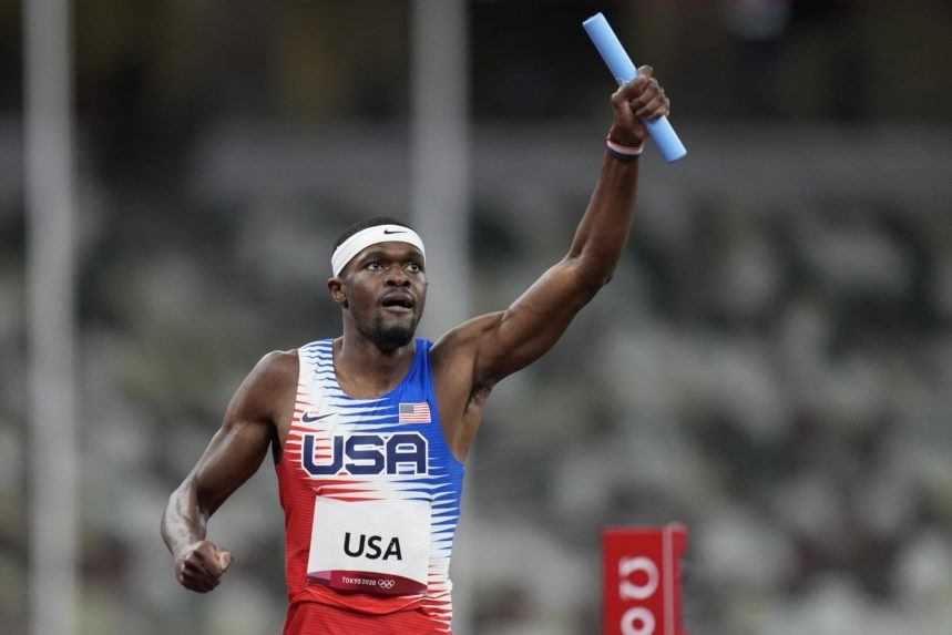 Američania triumfovali v štafetách na 4 x 400 m v mužskej aj ženskej kategórii