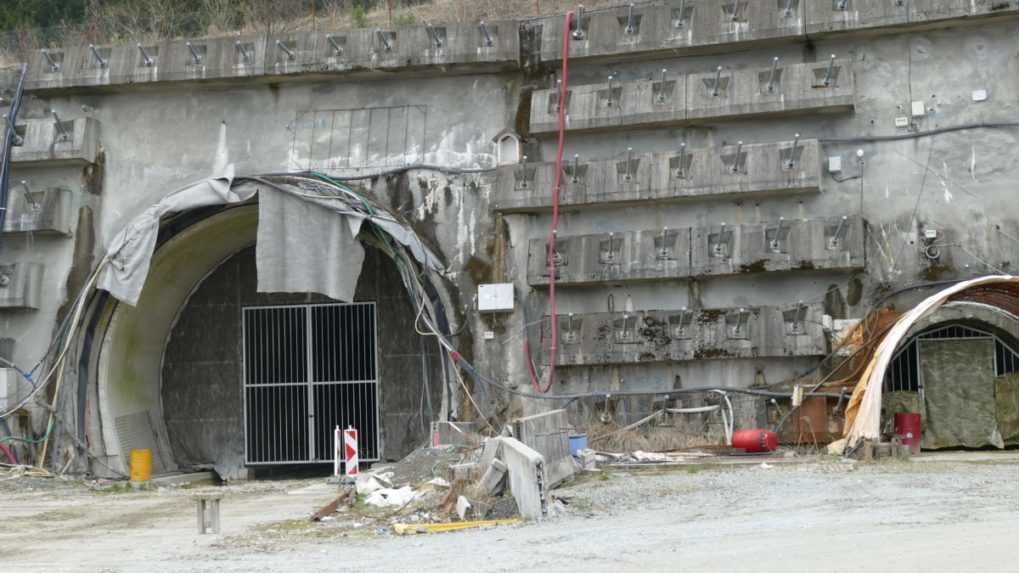 Tunel Višňové dokončíme podľa plánov, hlási NDS