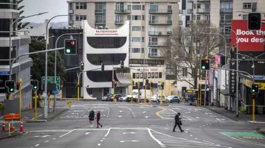 Prázdne ulice v novozélandskom meste Auckland .