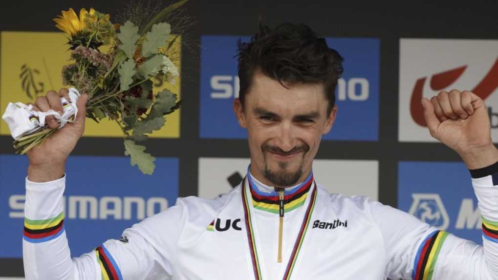 Cyklista Julian Alaphilippe obhájil titul majstra sveta v pretekoch s hromadným štartom
