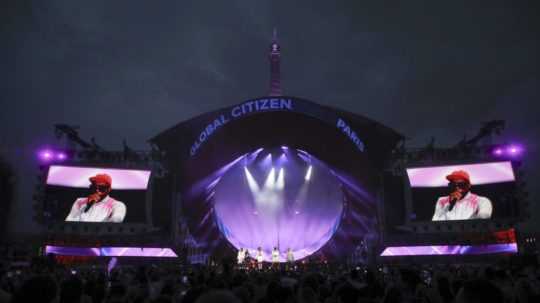 Koncertné pódium akcie Global Citizen Live v Paríži.