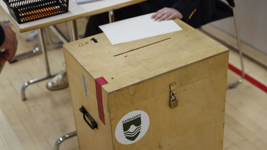 Súčasná koalícia opäť vyhrala v parlamentných voľbách na Islande