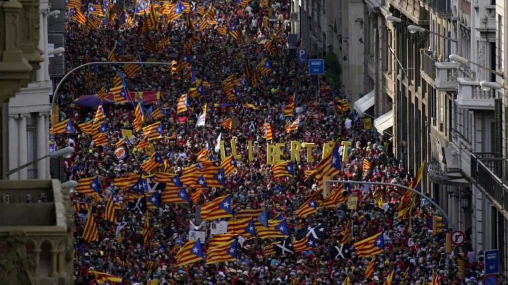 Španielsko opäť otvorilo rokovania o riešení katalánskej krízy